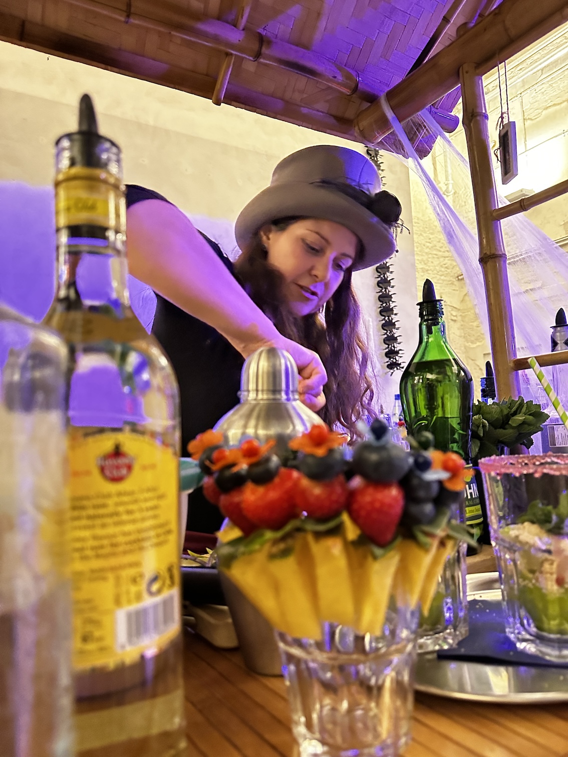 berlin cocktails bei der Arbeit